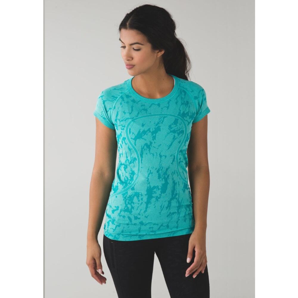 EUC Lululemon Swiftly Tech Short Sleeve Crew
Heathered Cosmic Teal 6